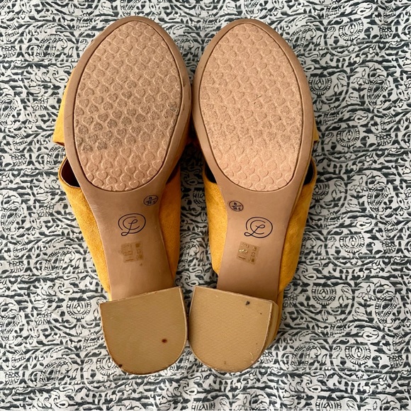 Chinese Laundry Teagan Yellow Suede Platform Mules - Picture 15 of 16